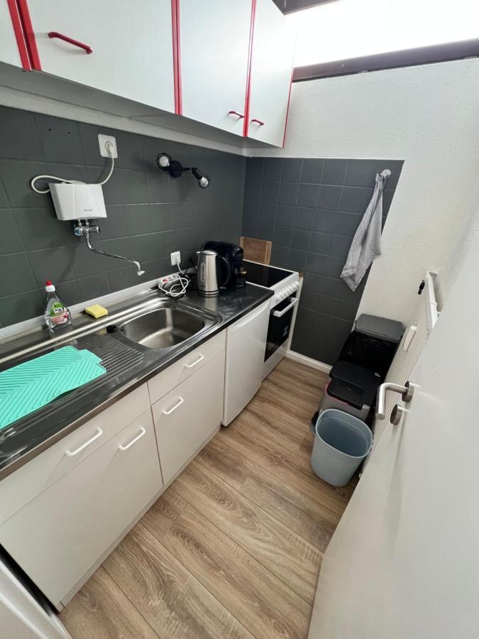 Knockscasa4You 2 Zimmer Monteure Appartement Nr 21 In Marburg エクステリア 写真